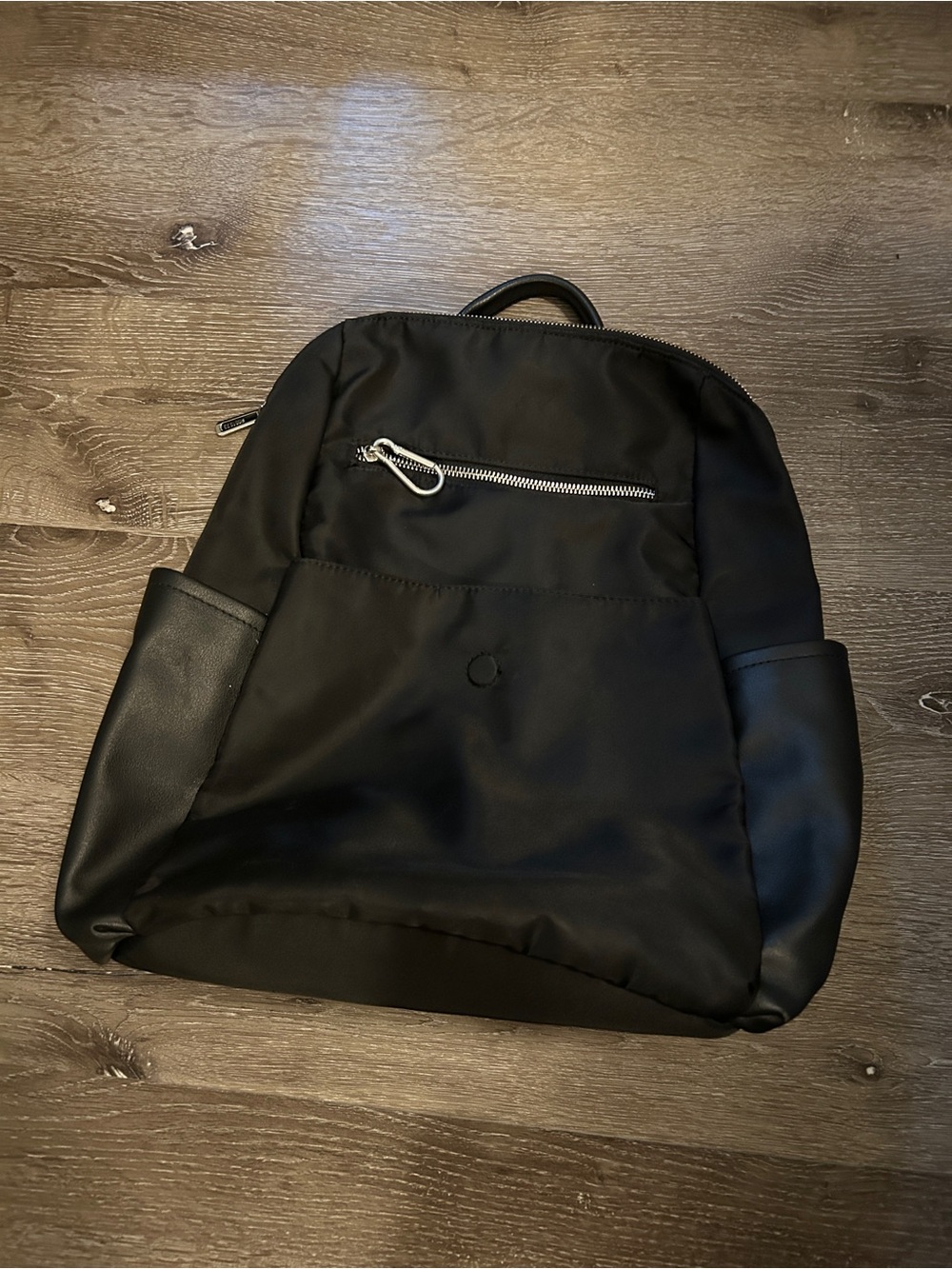 Roots Black nylon Backpack with faux leather accents - Picture 2 of 6